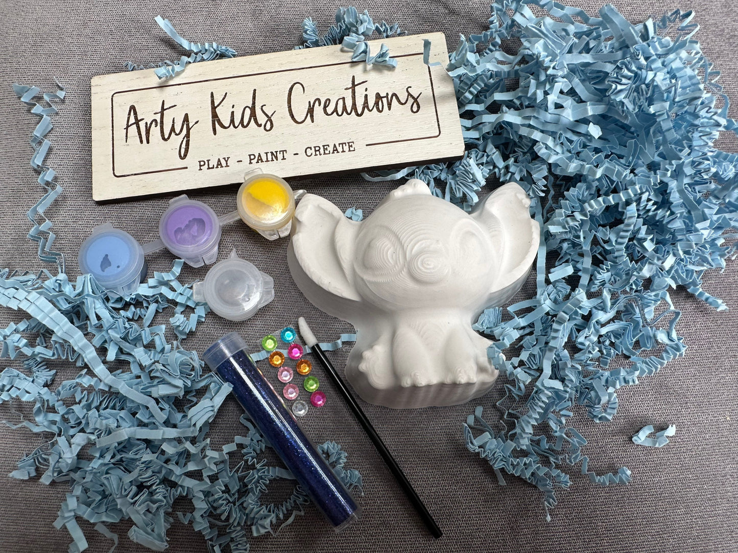 Paint Your Own Blue Alien  Party Favour